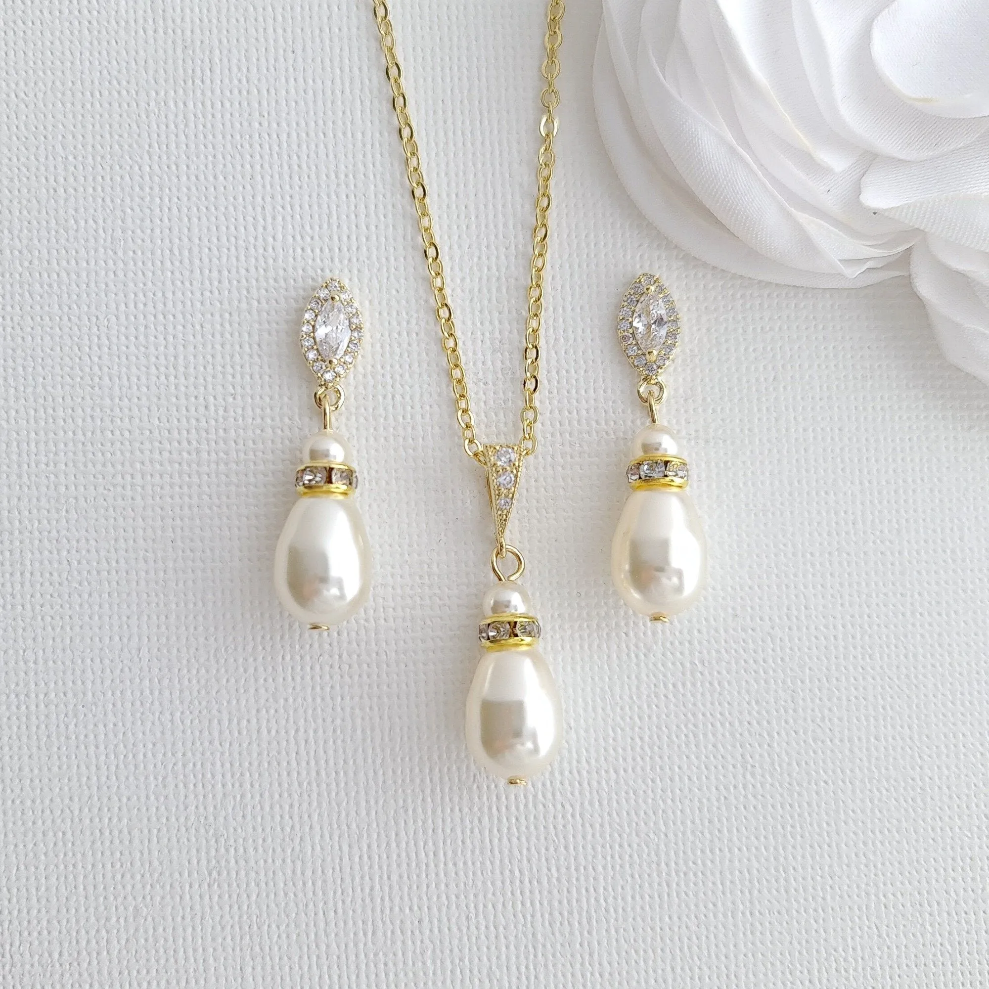 Affordable Pearl Bridesmaid Jewelry Set in Silver Gold Rose Gold Tones- Ella