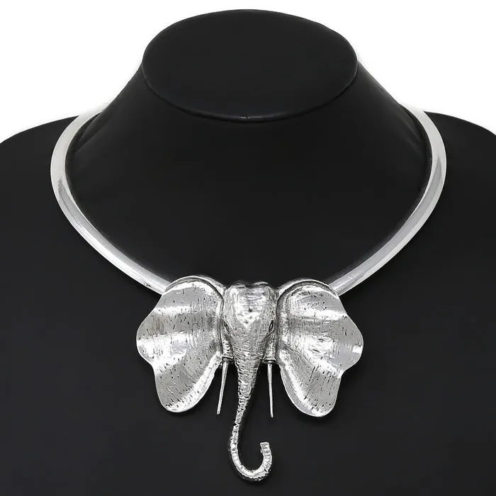 Chunly Elephant Pendant Short Collar Necklace