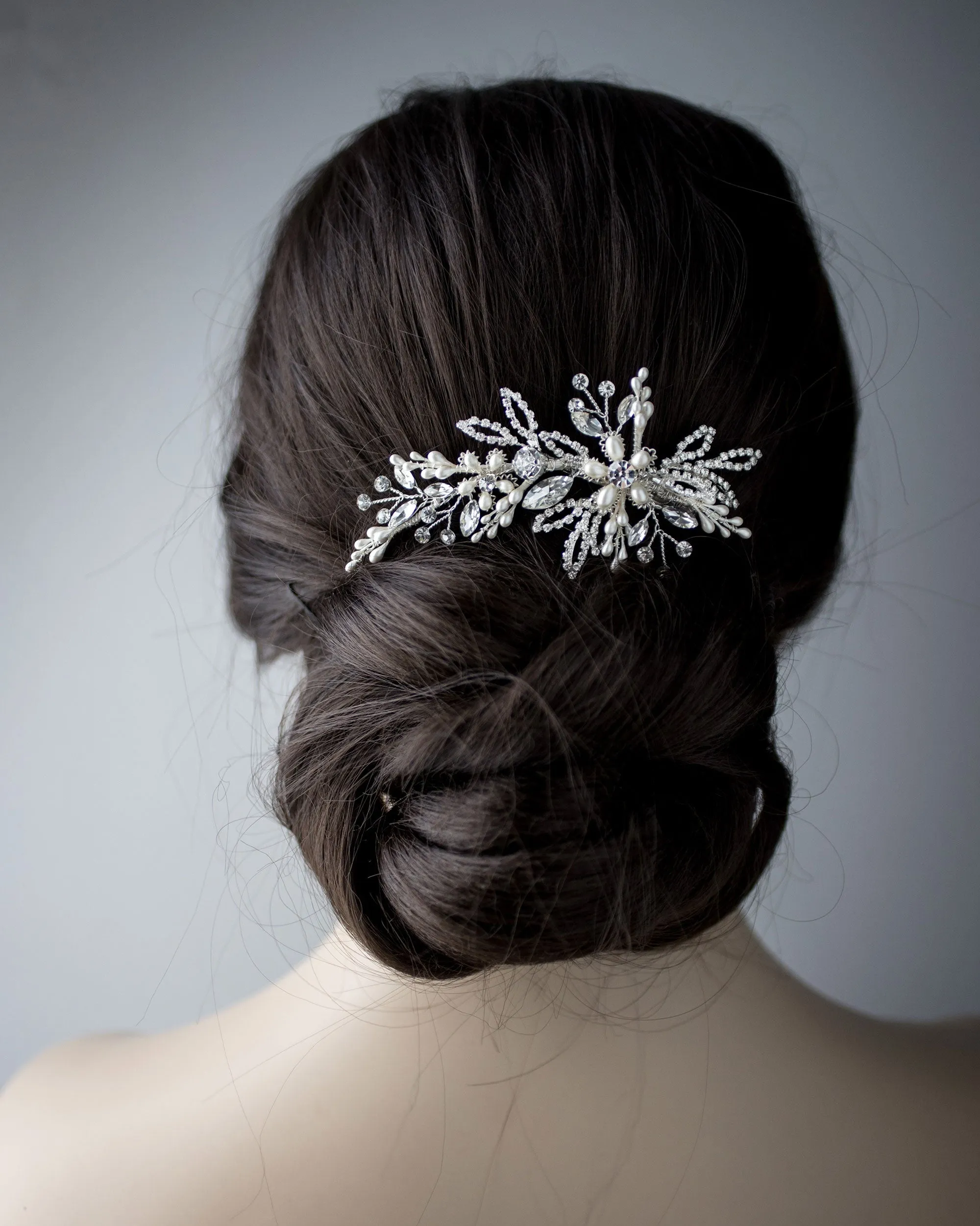 Delicate Pearl Wedding Hair Clip in Silver