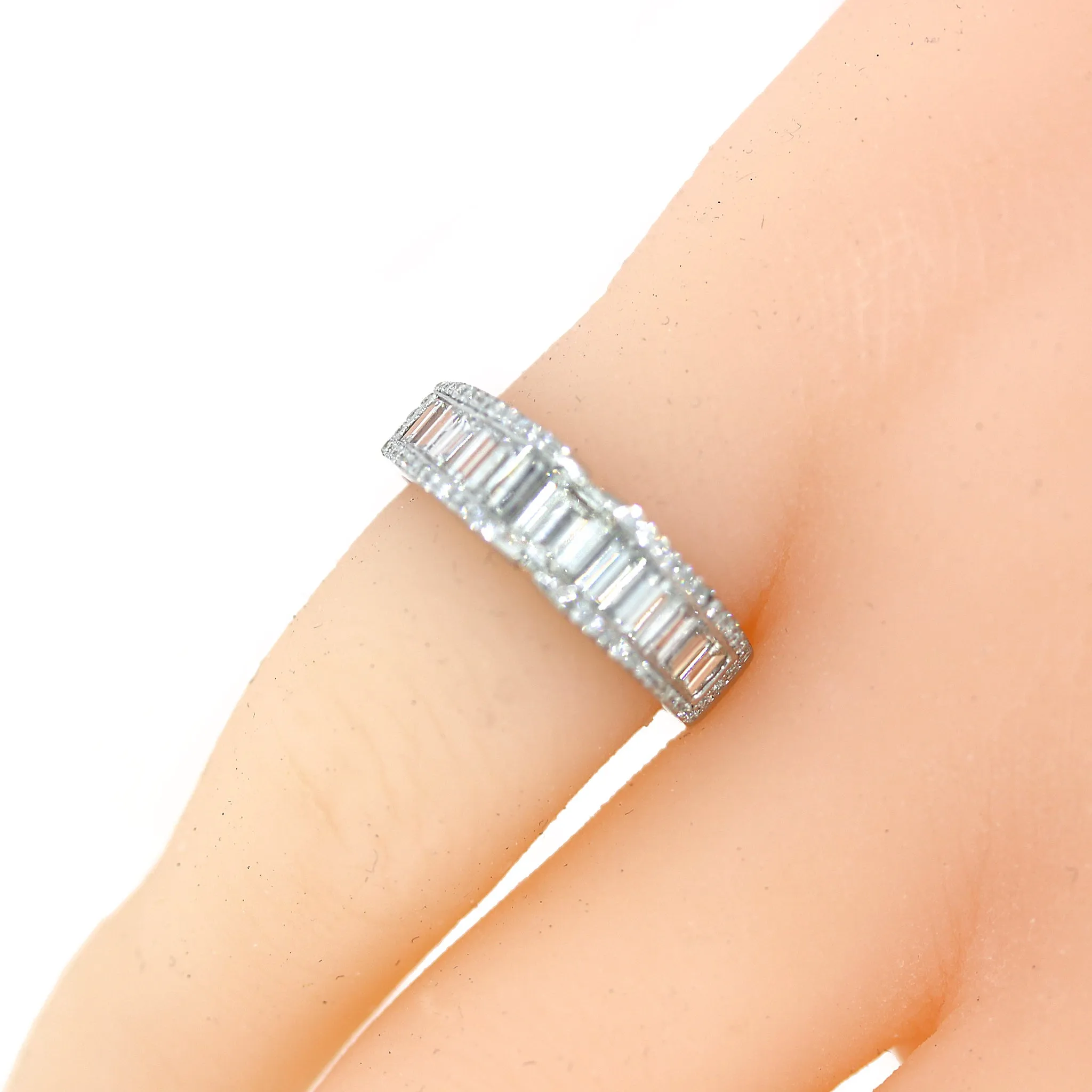 Emerald Cut Diamond Band Ring in 14k Gold