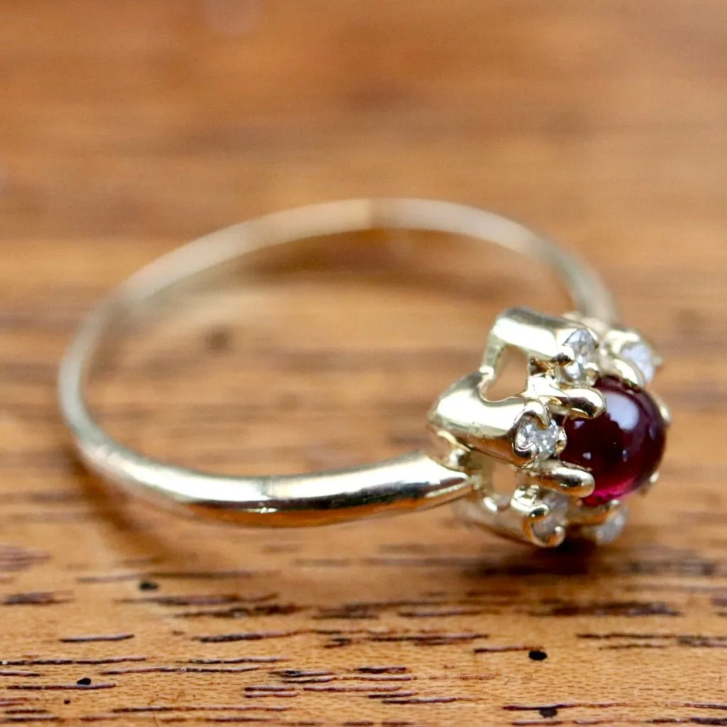 Flower 14k Gold, Garnet and Diamond Ring