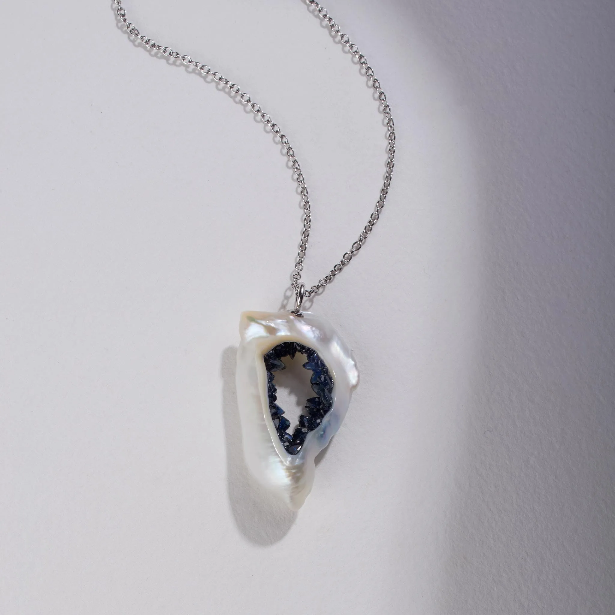 Freshwater Souffle Pearl Grotto Pendant with Blue Sapphire