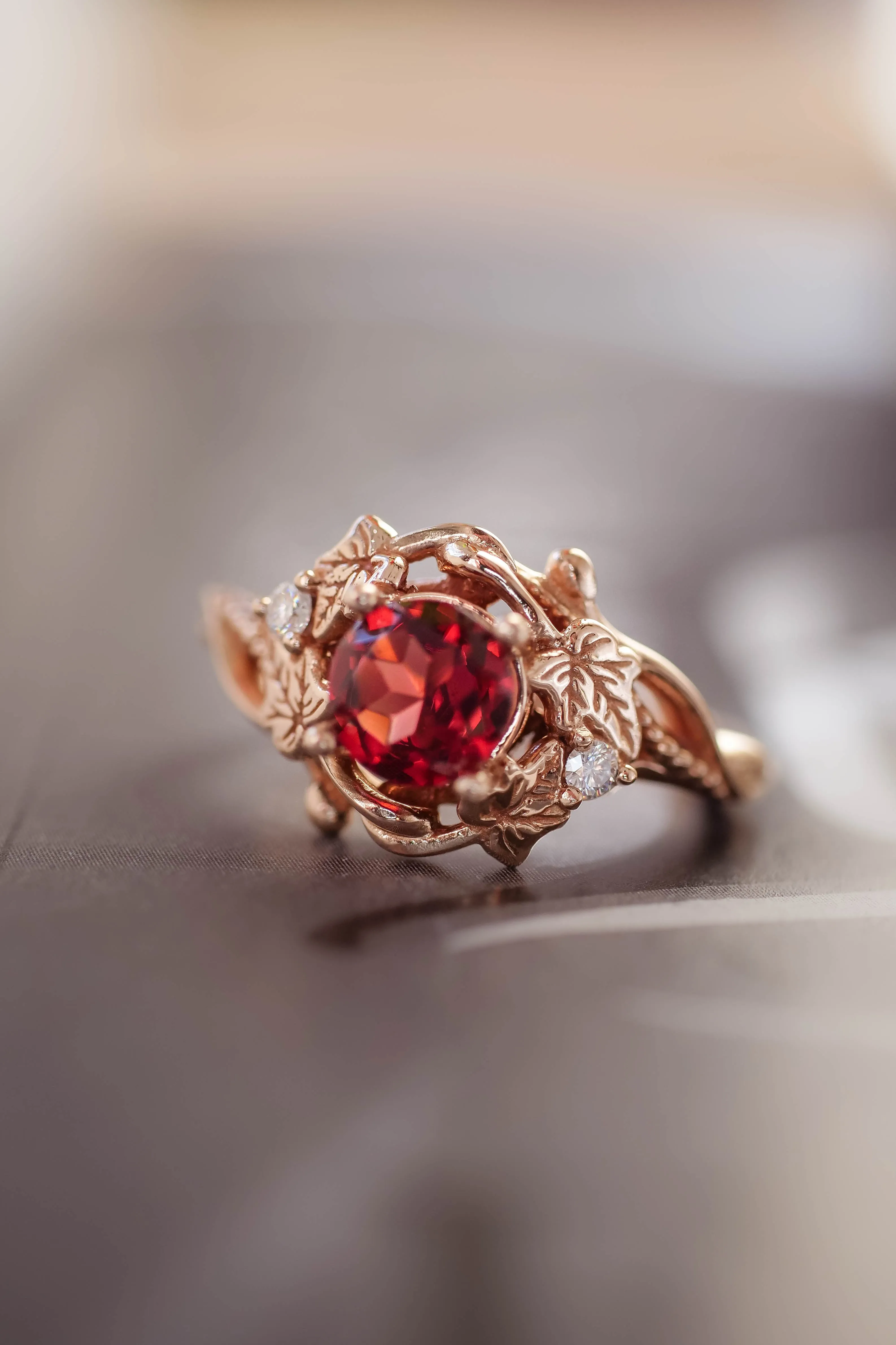 Garnet engagement ring with diamonds / Ivy Undina