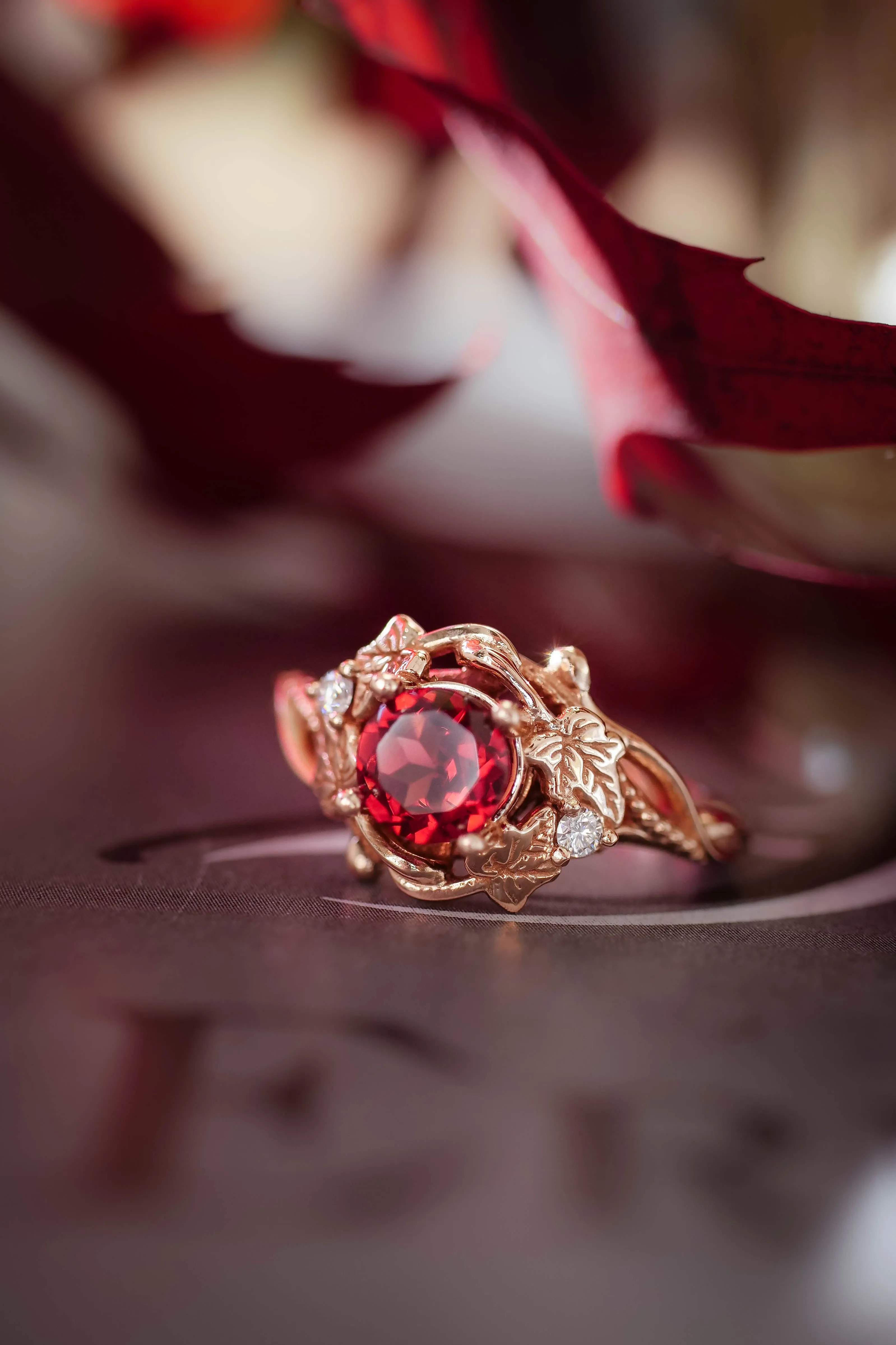 Garnet engagement ring with diamonds / Ivy Undina