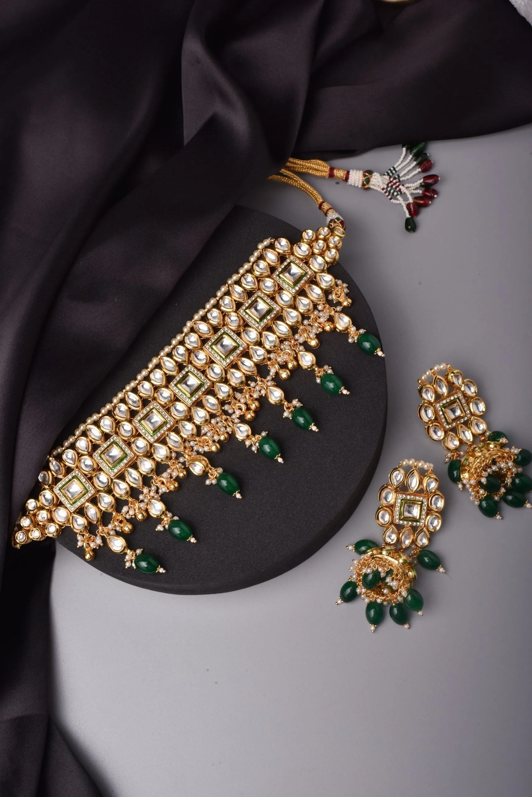 Green Gold Tone Kundan Choker Set