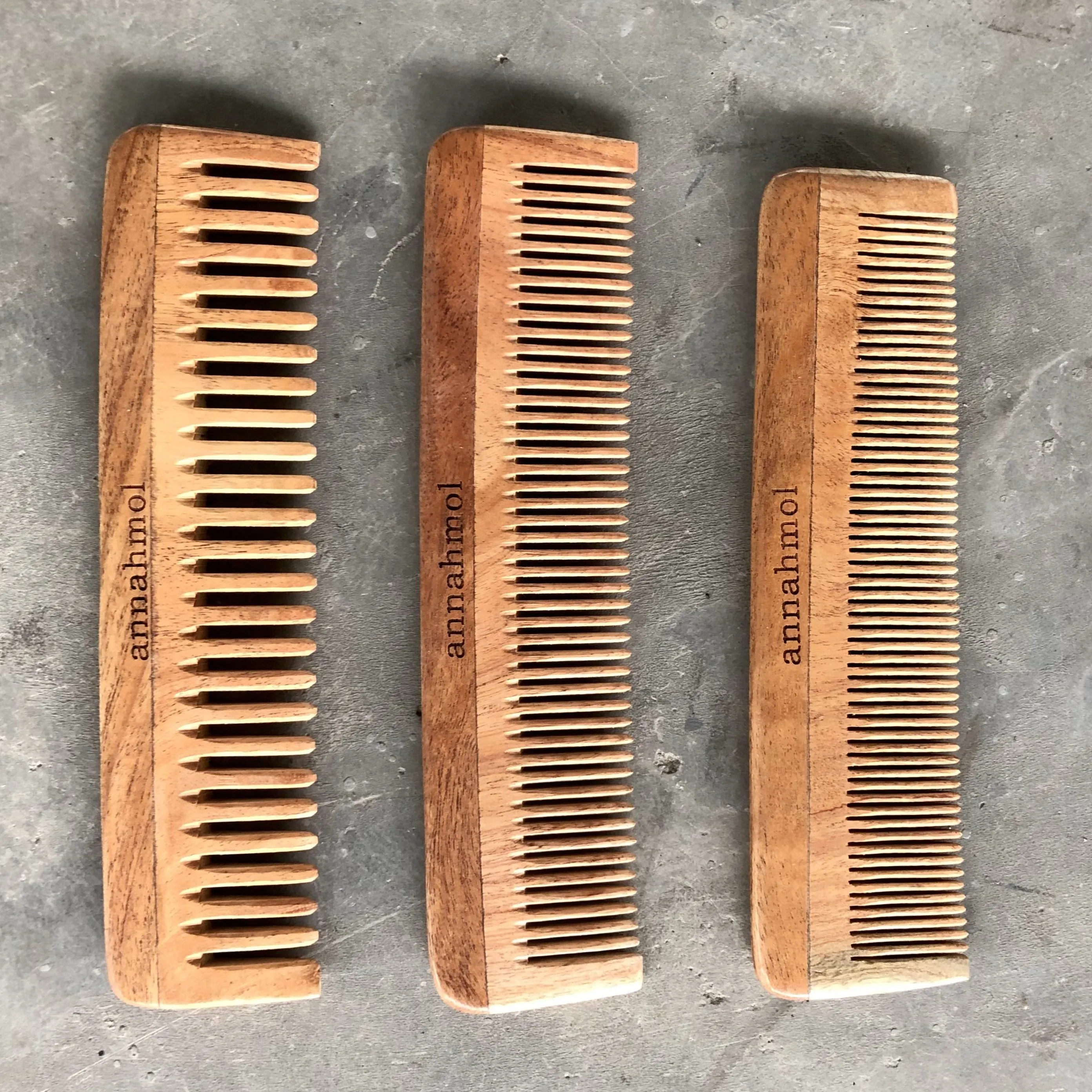 Handmade Ayurvedic Neem Comb: Great for Hair Salons