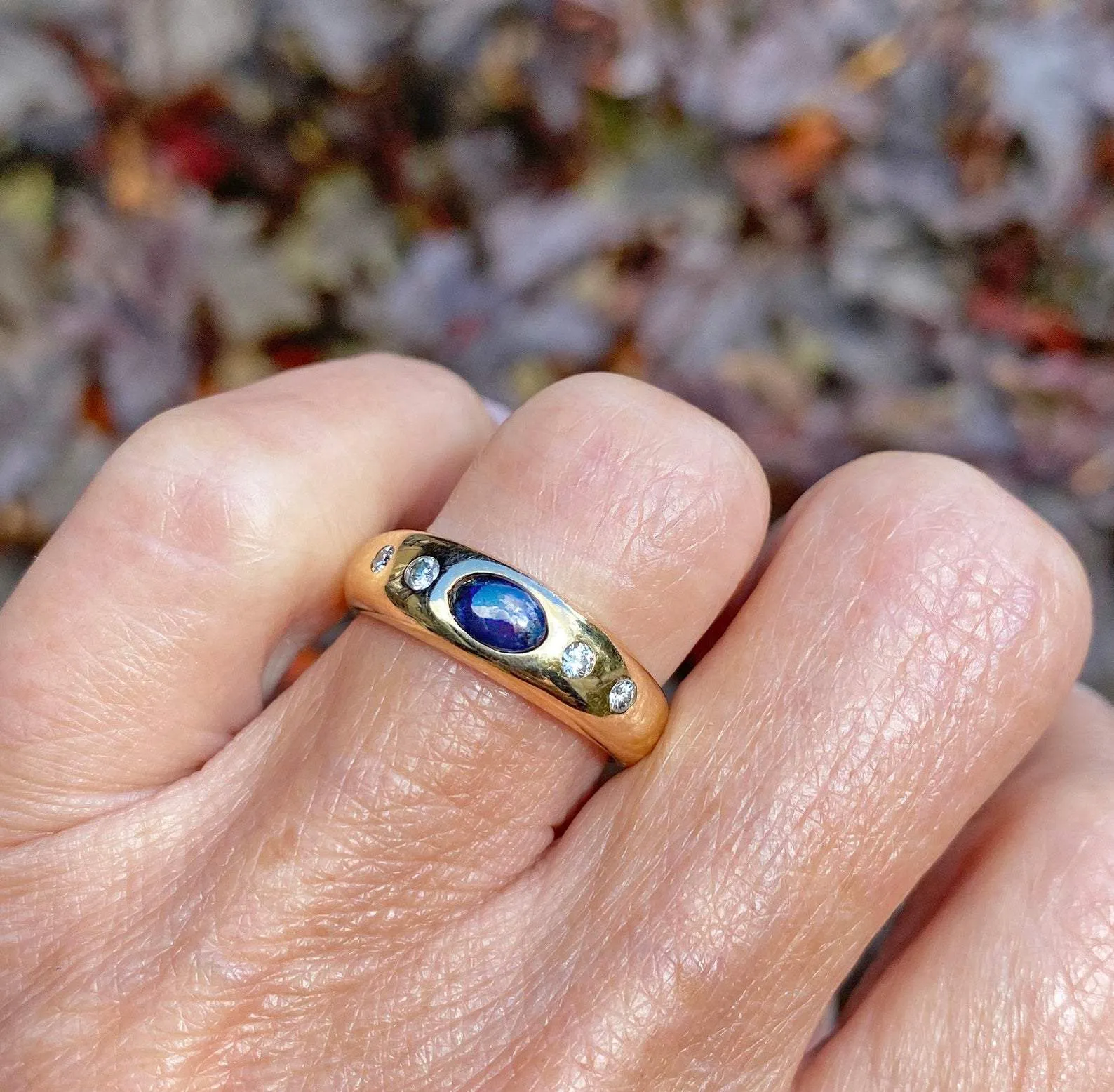 Heavy 14K Gold Diamond Sapphire Cabochon Ring