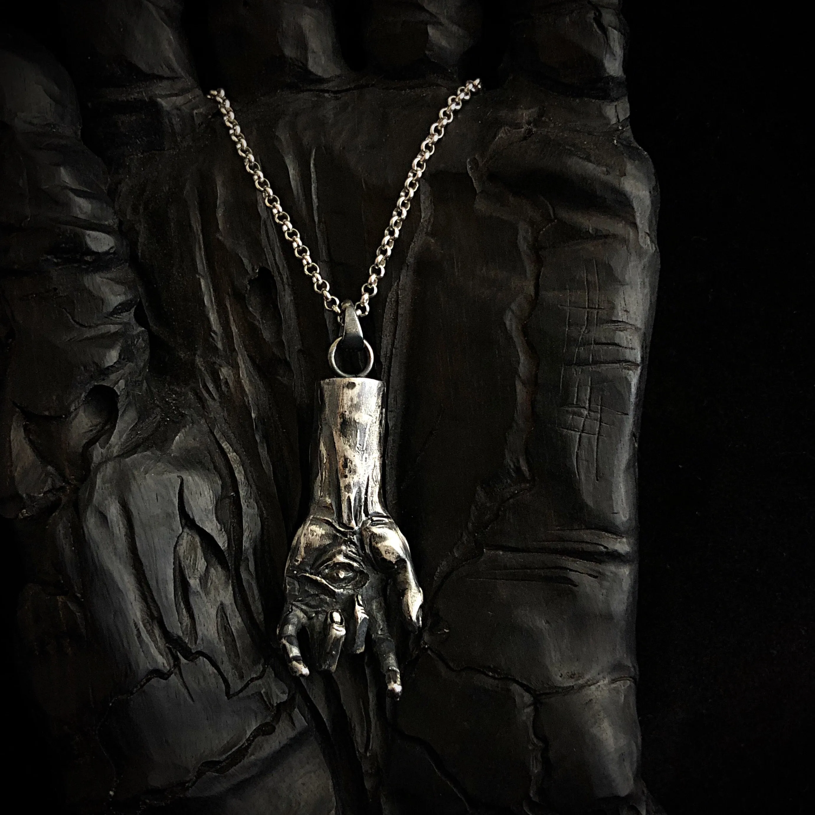 Hexenhand Necklace