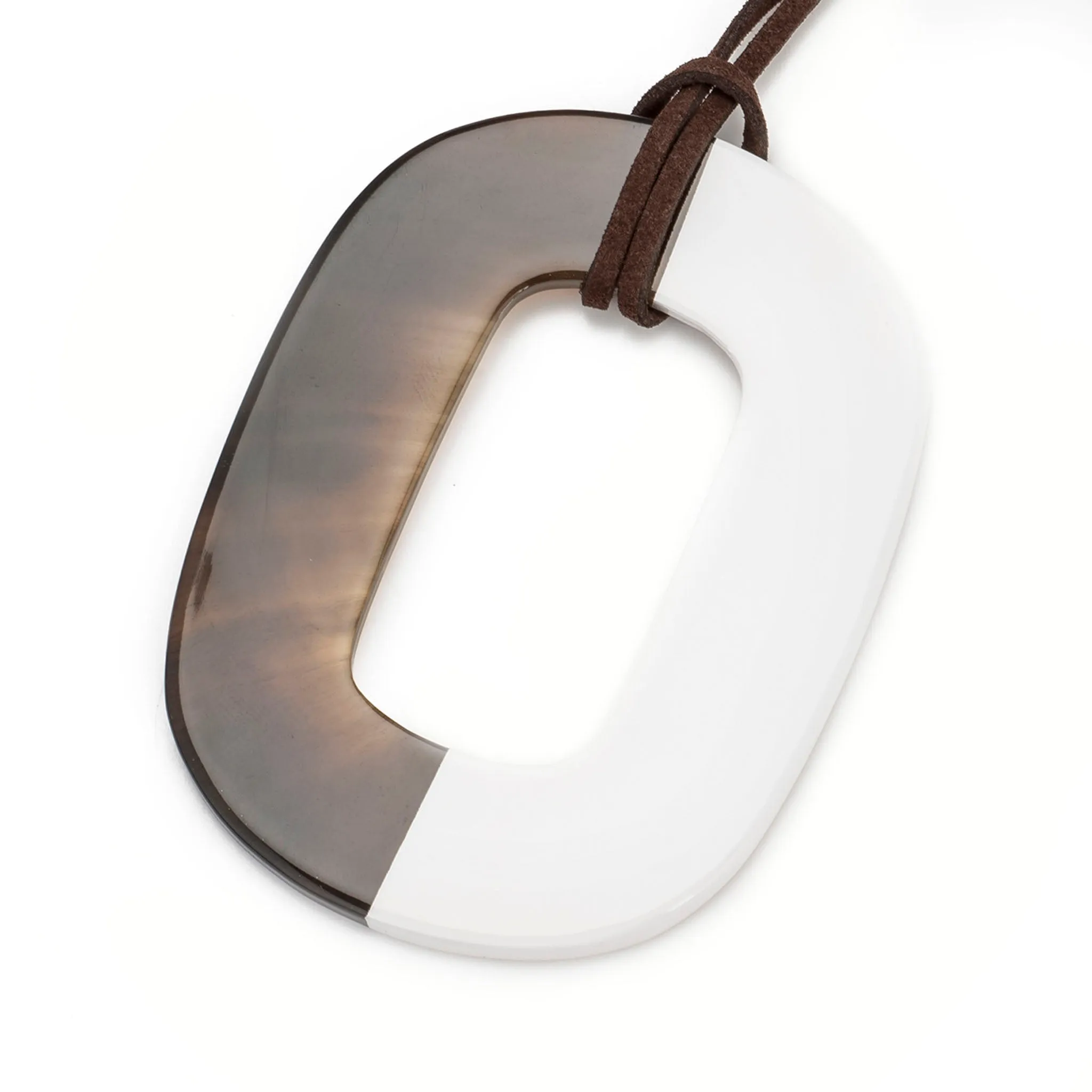 Horn Link Necklace With Lacquer