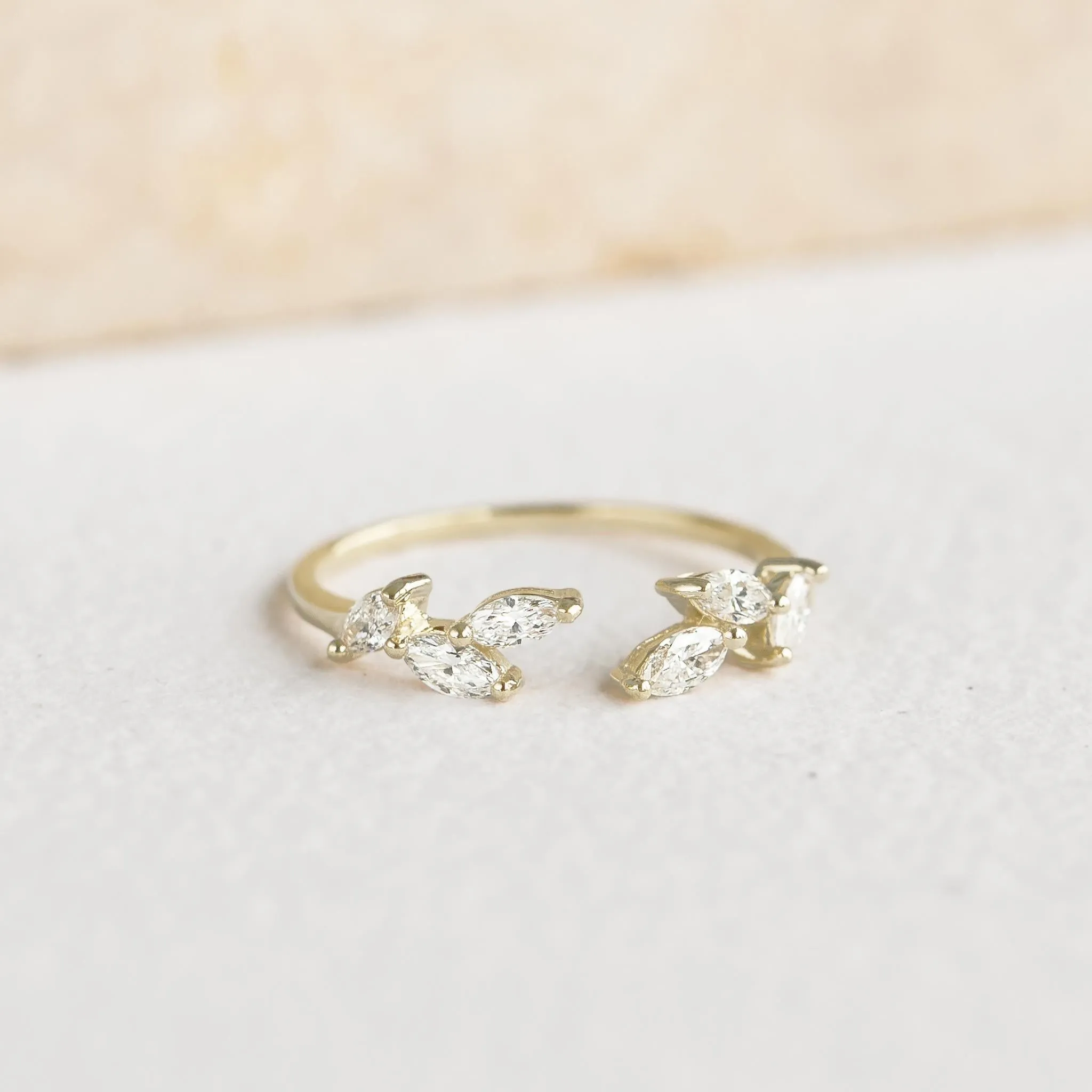 Open Diamond Leaf Ring 14k Gold - Ada