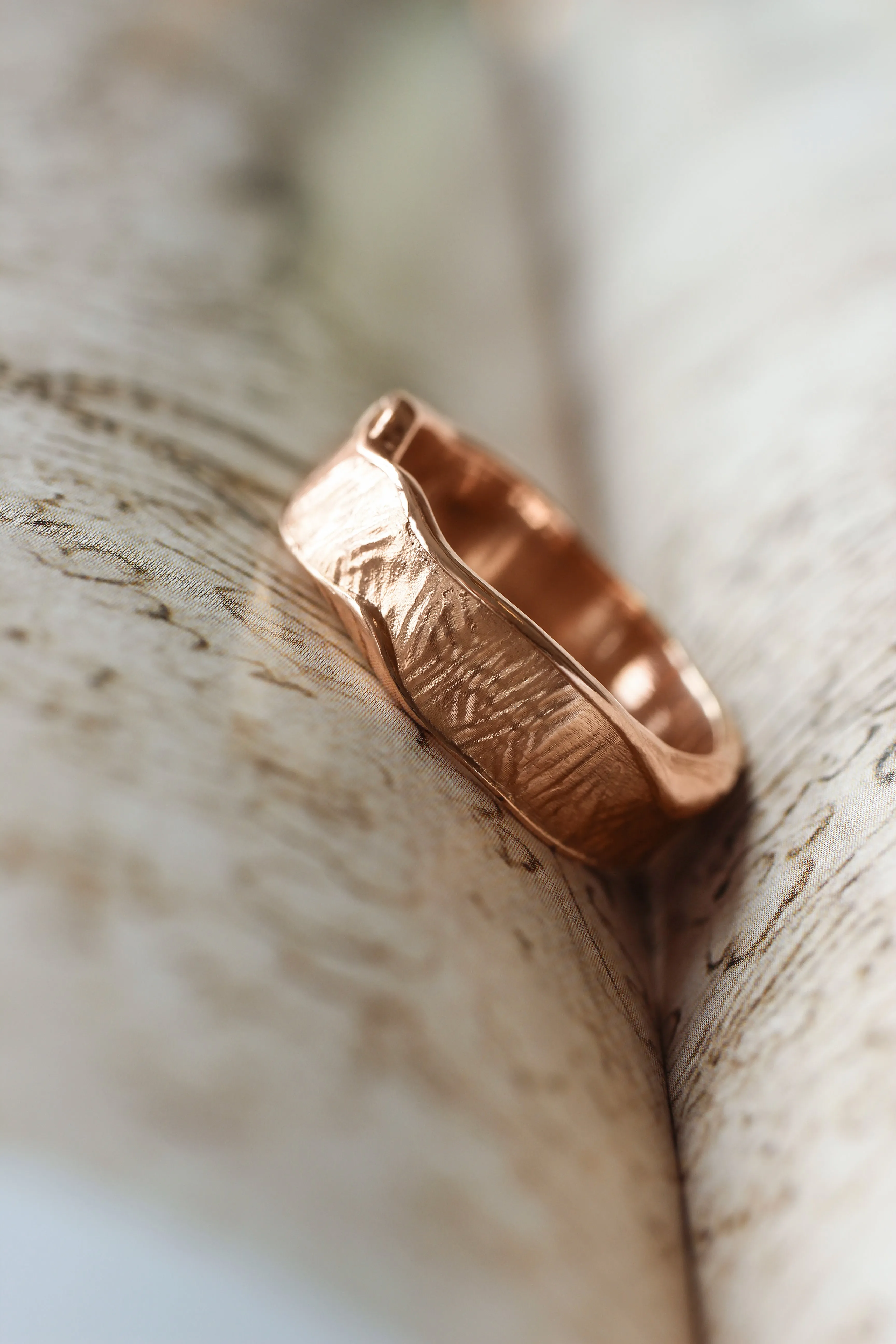 READY TO SHIP: Textured wedding band in 14K rose gold, RING SIZE 9 US