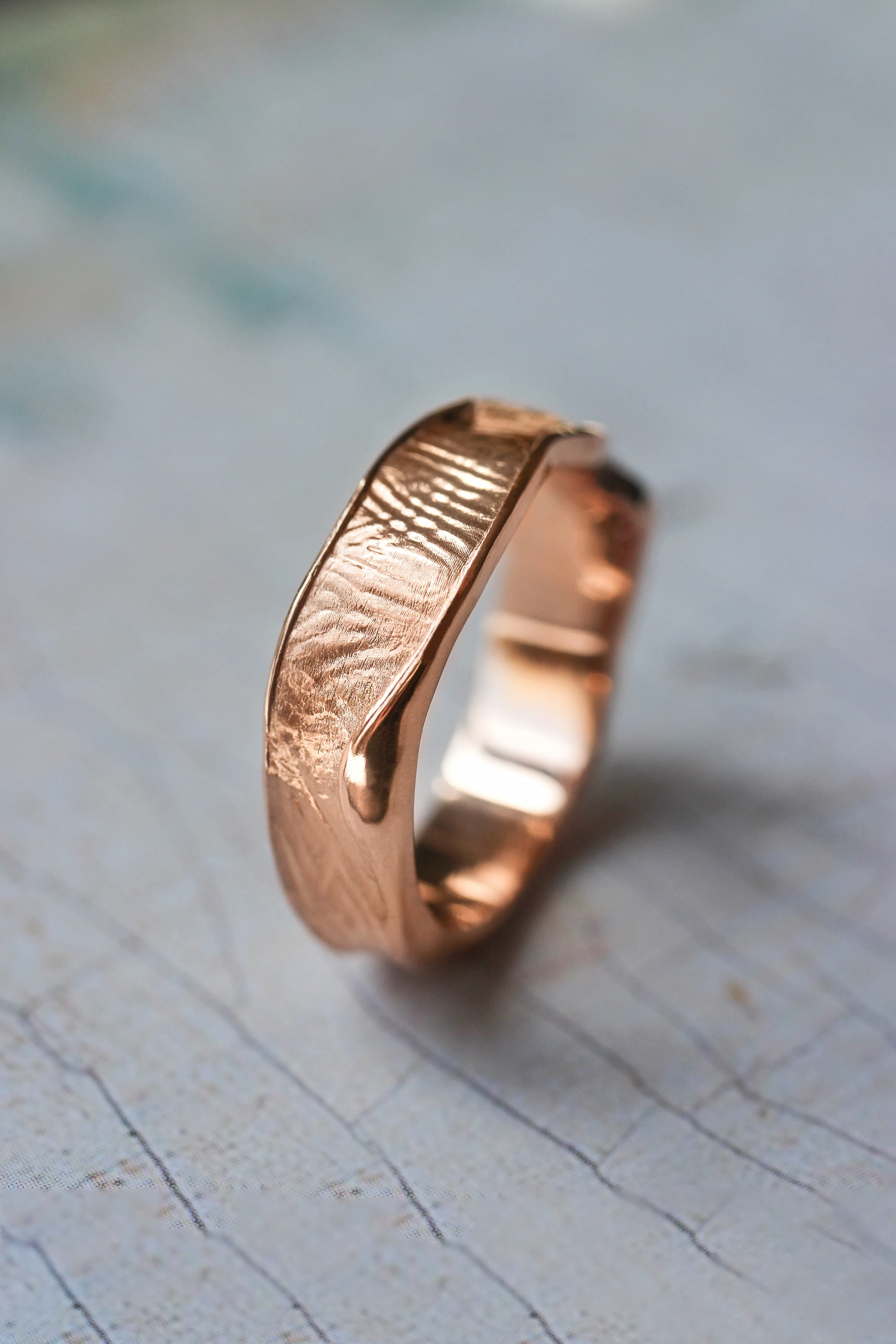 READY TO SHIP: Textured wedding band in 14K rose gold, RING SIZE 9 US