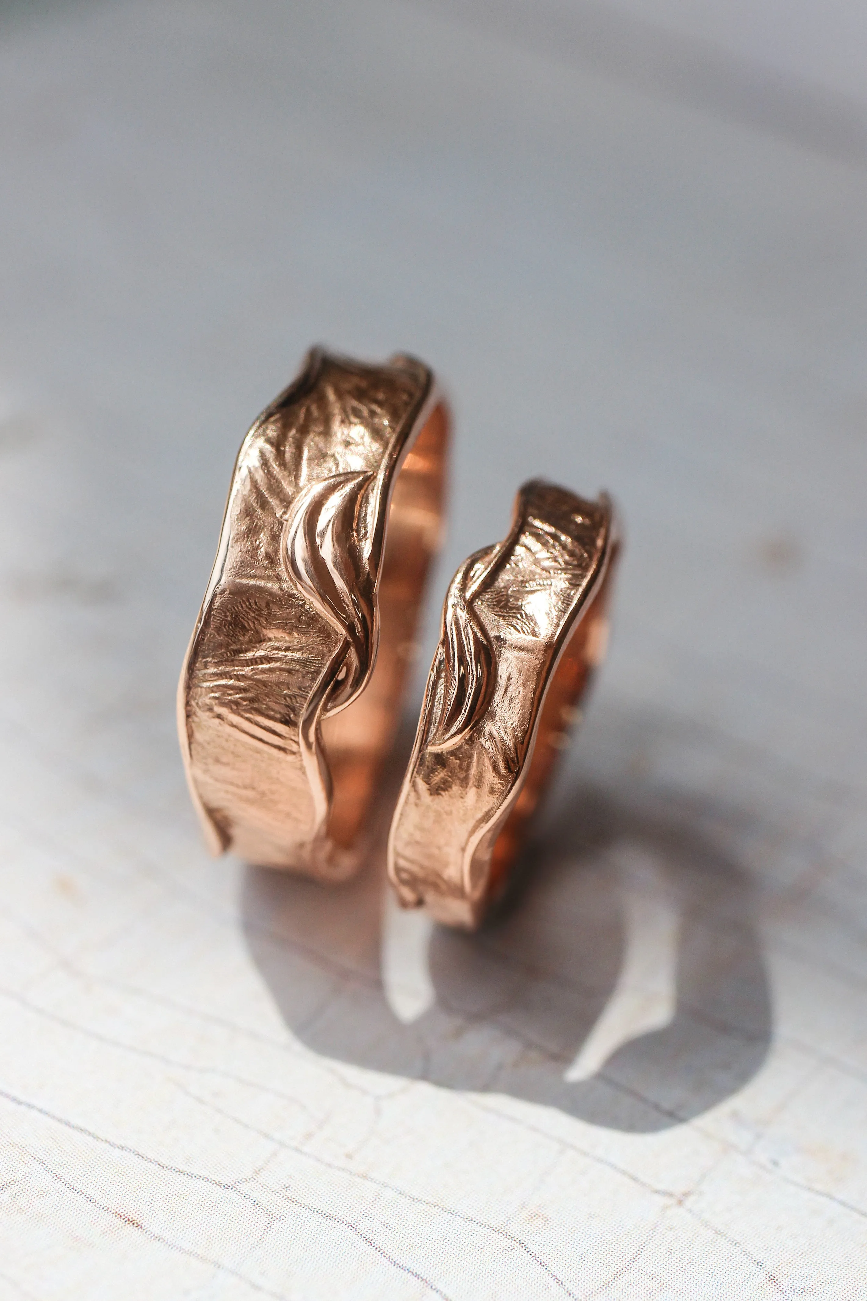 READY TO SHIP: Textured wedding band in 14K rose gold, RING SIZE 9 US