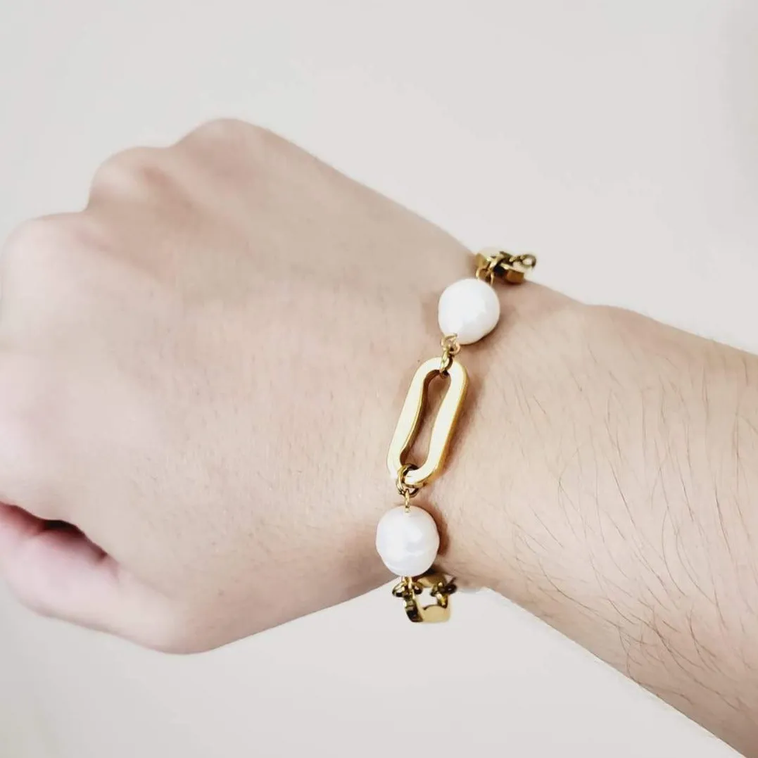 Shelby Bracelet