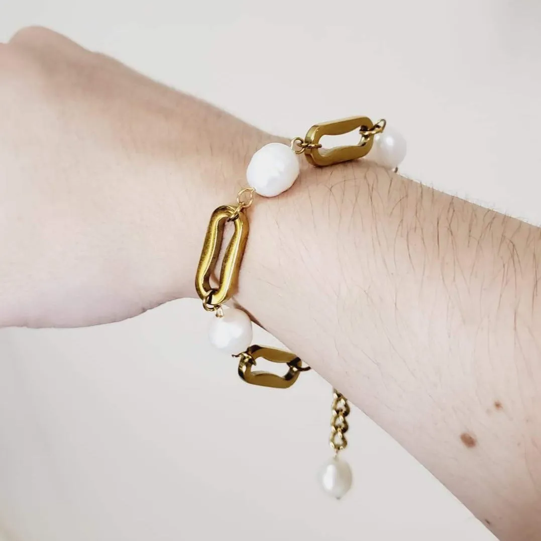 Shelby Bracelet