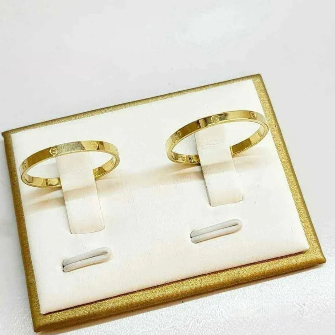 Super Slim CARTR 18K Gold Wedding Ring/Couple Ring