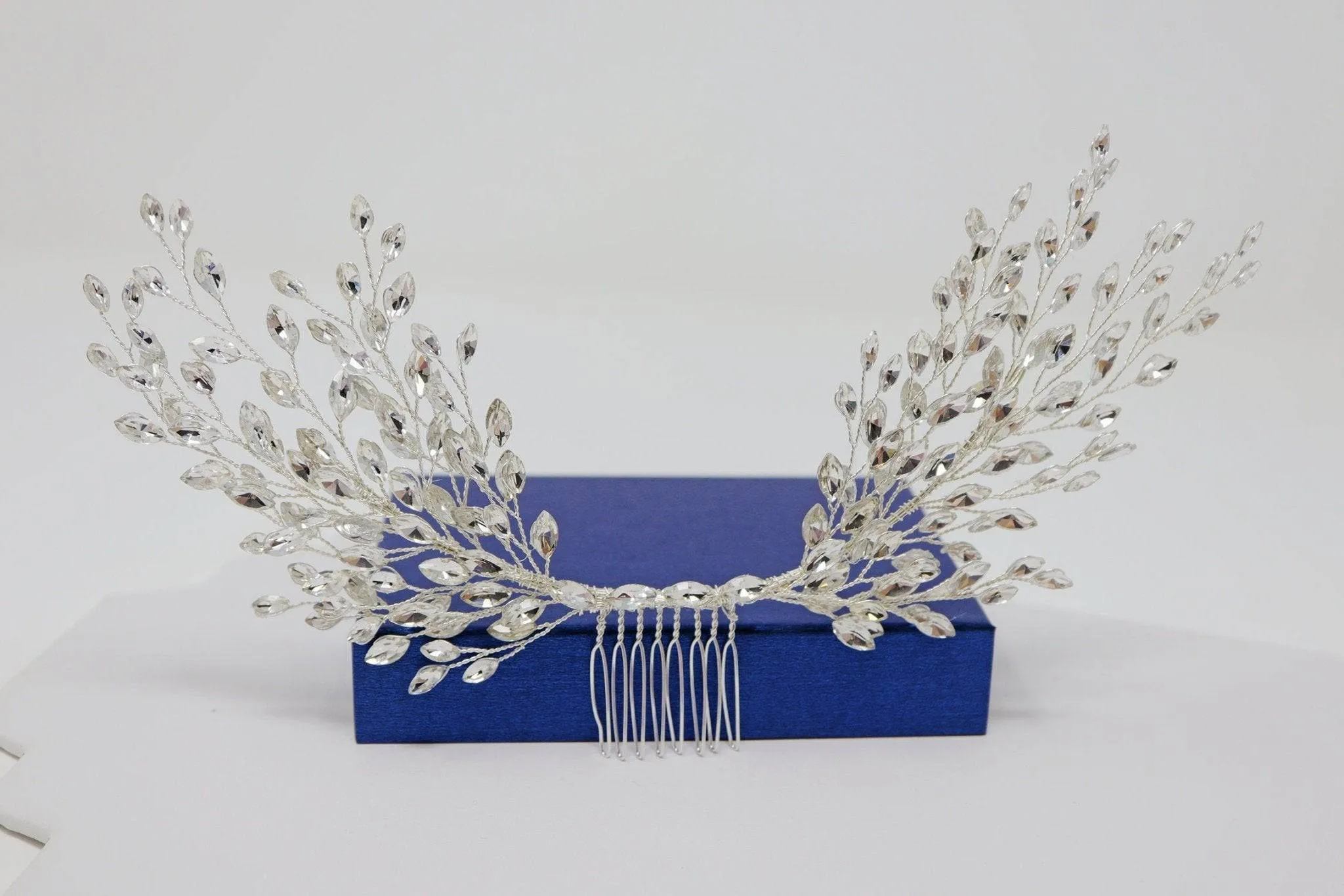 Swarovski Crystal Large Vine Leaves Bridal Hair Comb, Bridal Hair Piece, Bridal Hair Accessories, Wedding Hair Accessory, Bridal Hair Comb.