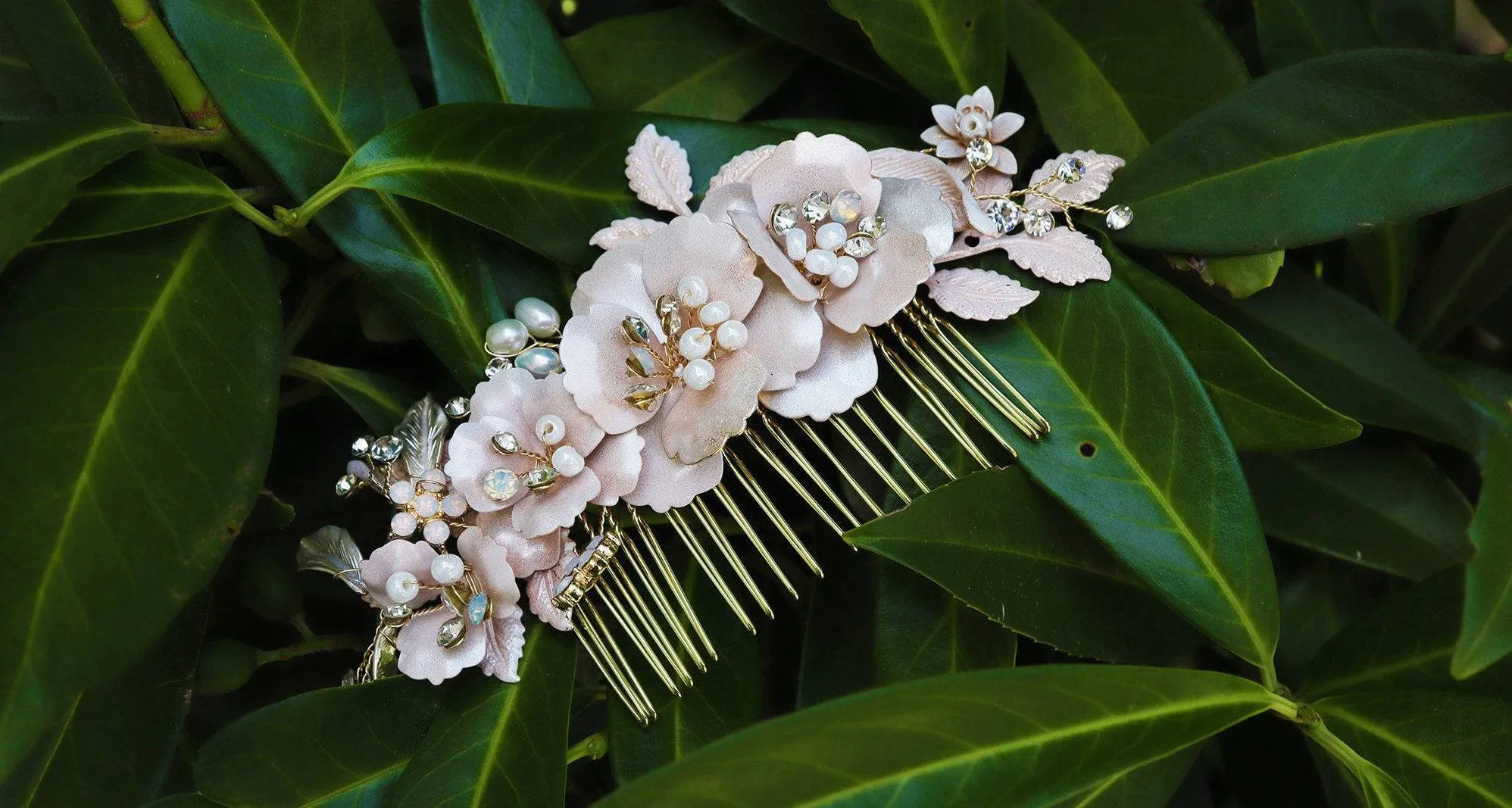 Swarovski Freshwater Pearls Large Baroque Pink Flower Bridal Hair Comb, Wedding Hair Accessories, Bridal Hair piece, Wedding Hair Accessory.